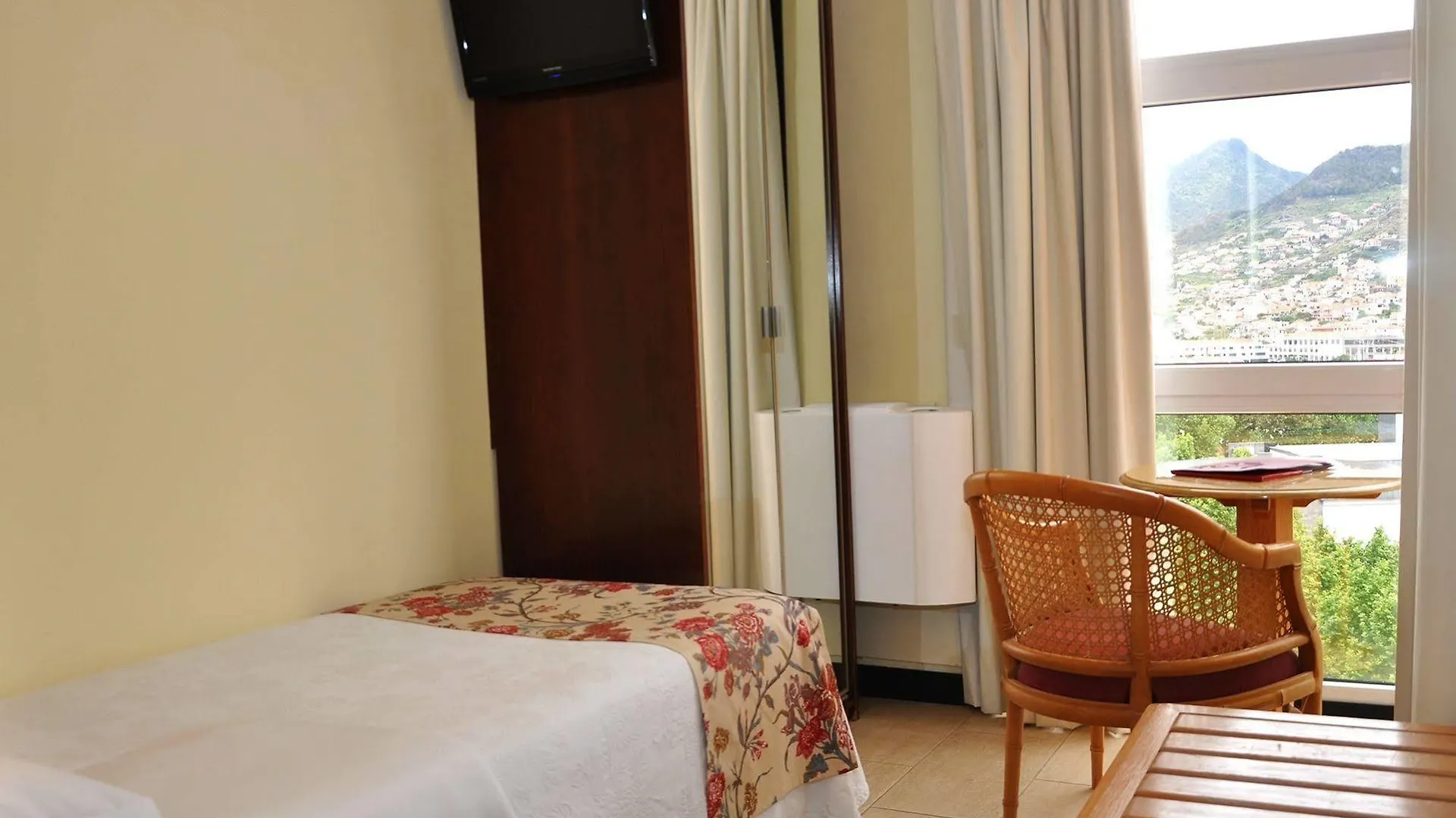 Dom Pedro Madeira Hotel Machico