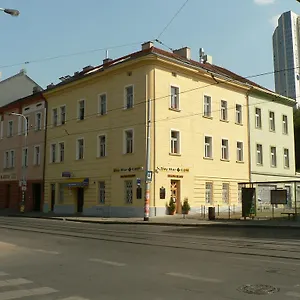 https://beta-pension.praguehotelsweb.com